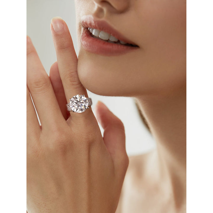 10 Carat Round Cut White Gold Diamond Ring