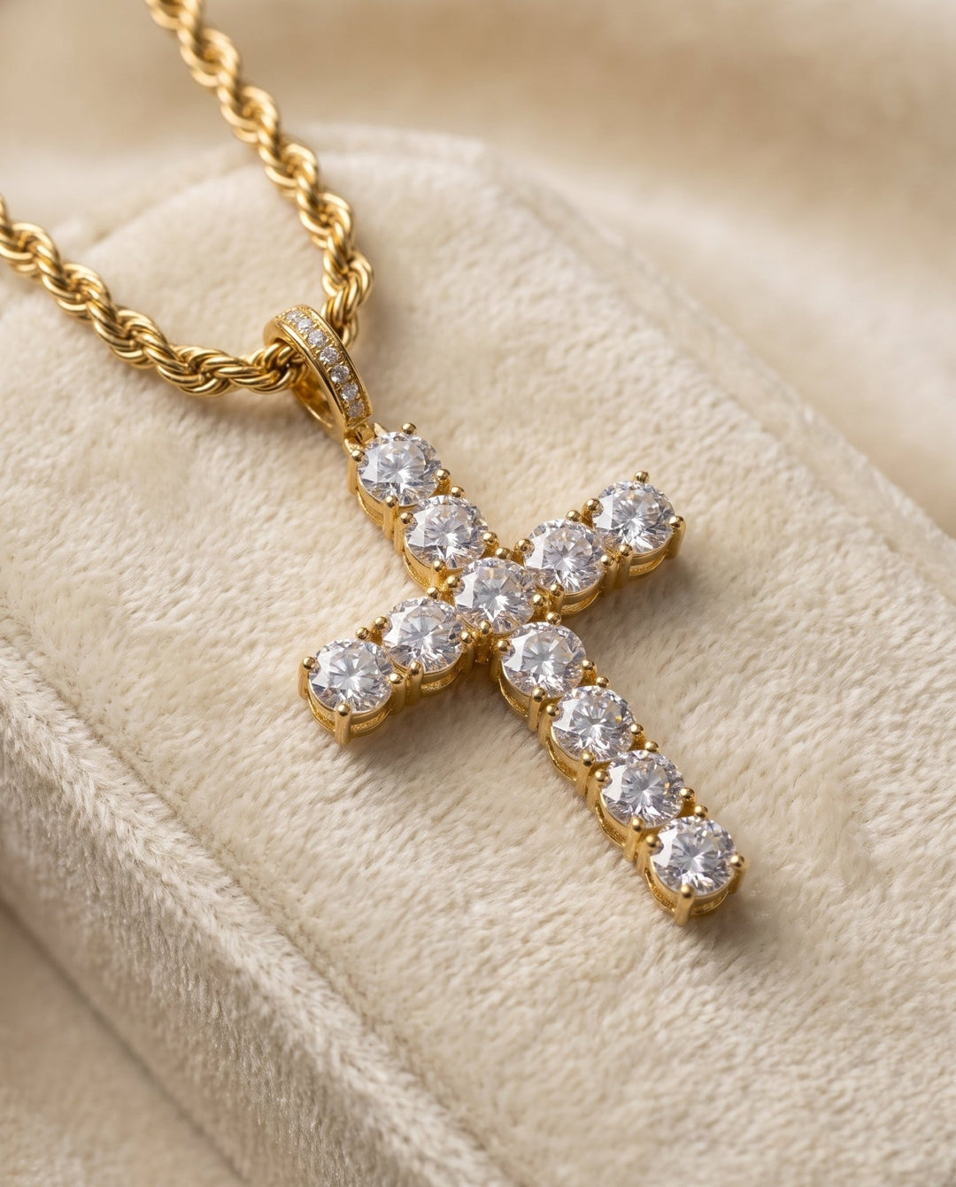 Cross Pendant with Necklace - iceandgold