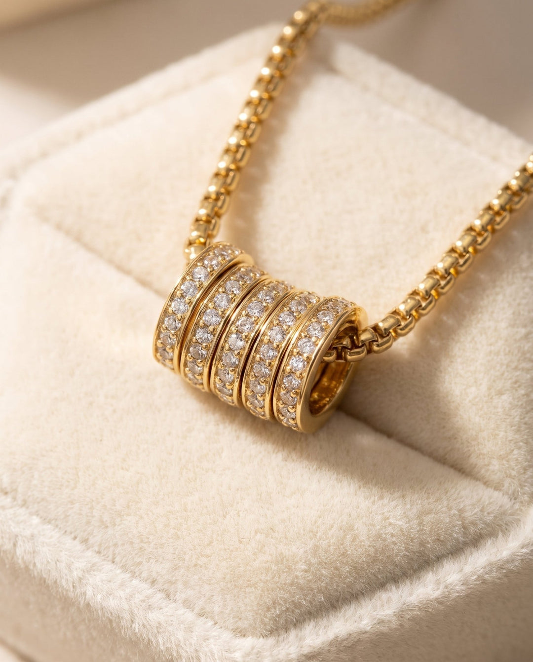 Gold Chain with Ring Pendants - iceandgold
