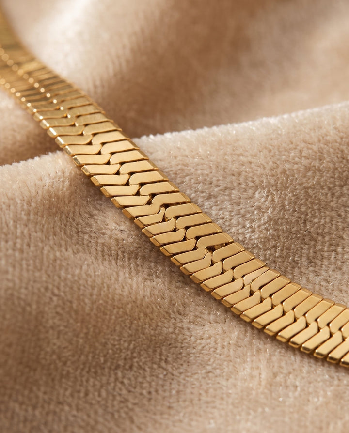Gold Herringbone Necklace - iceandgold