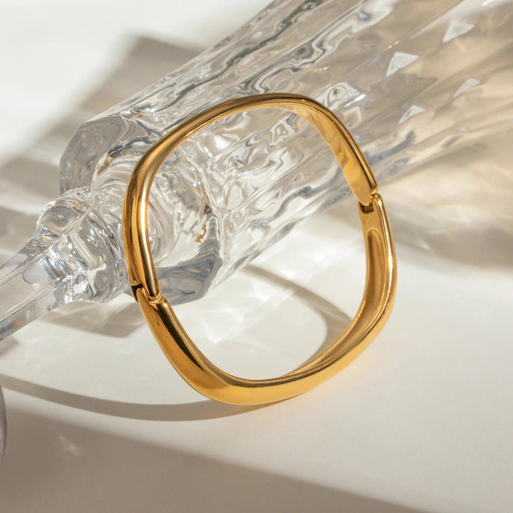 Gold Square Bracelet - iceandgold