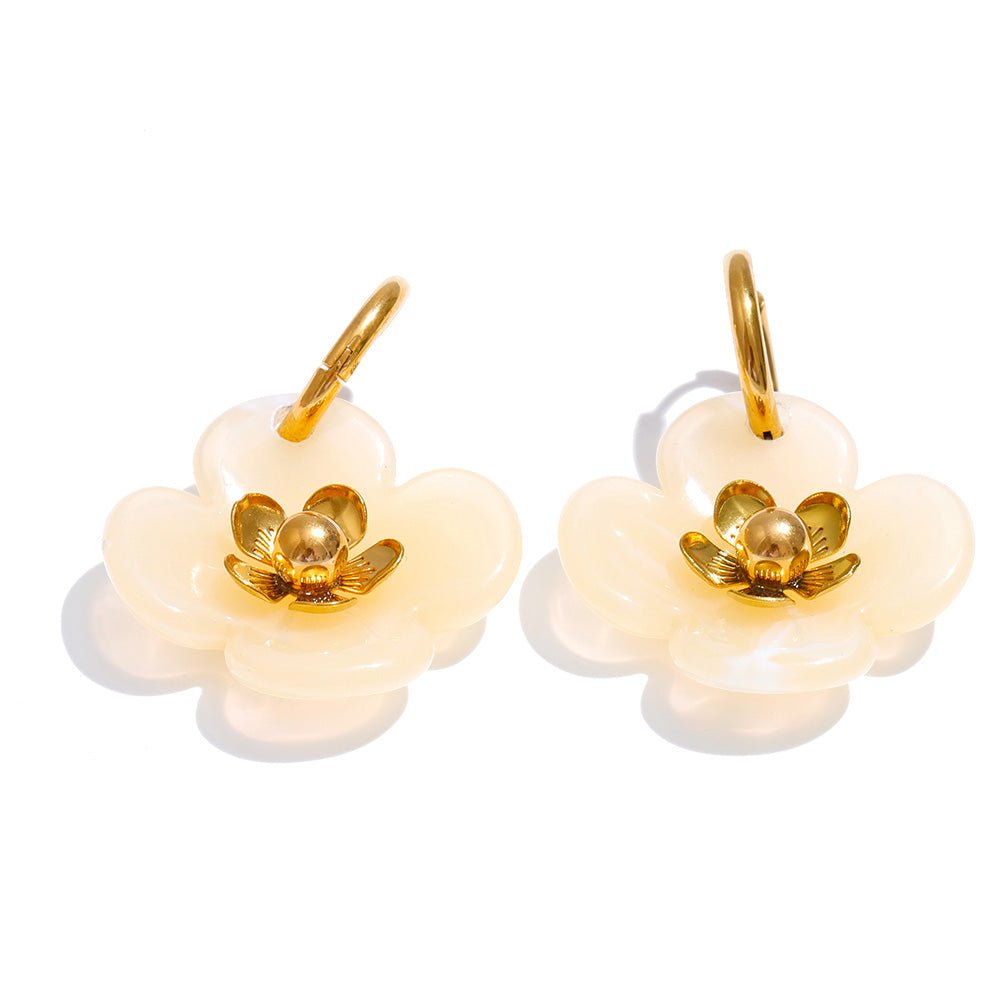 Resin Flower Earrings - iceandgold