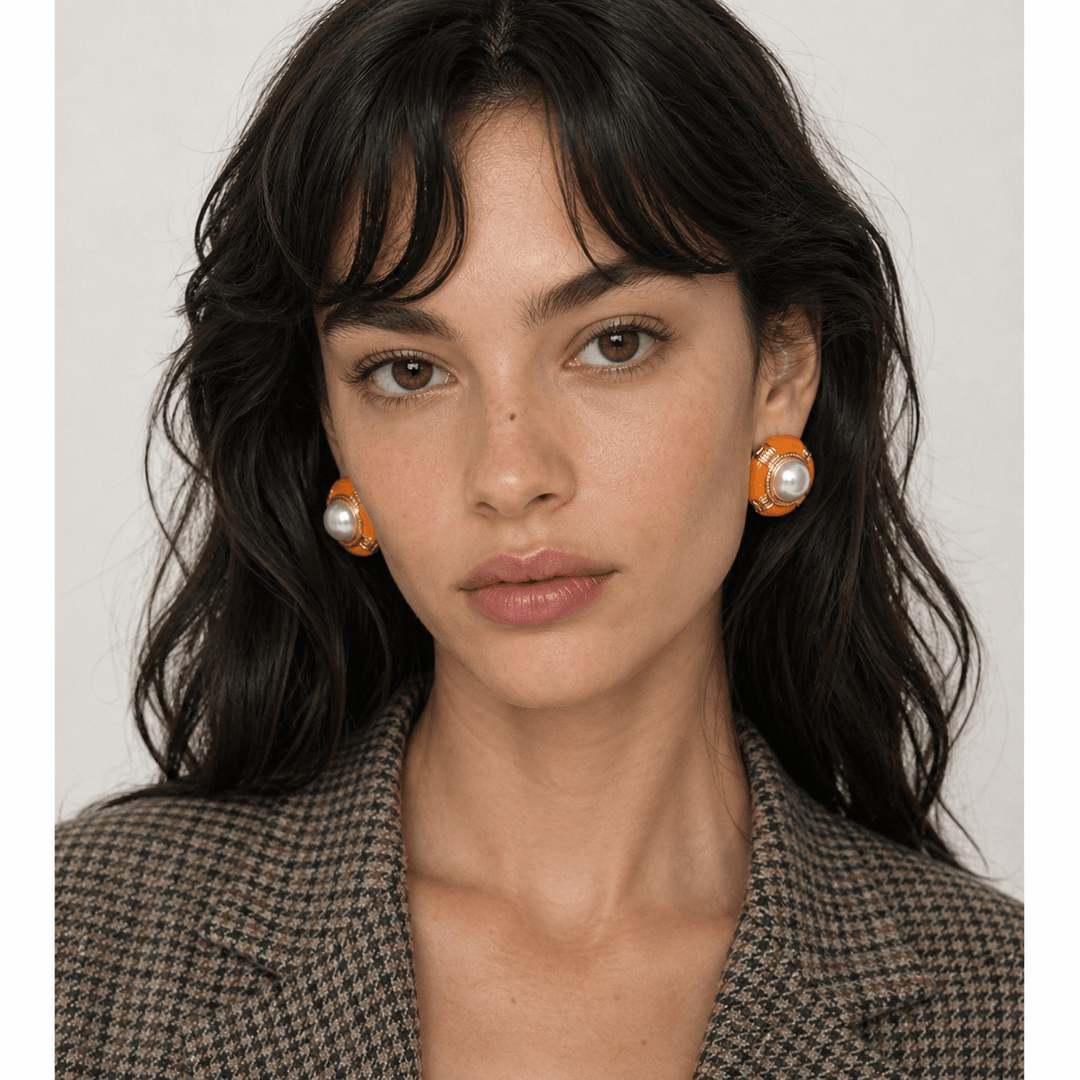 Retro Pearl Stud Earrings - iceandgold